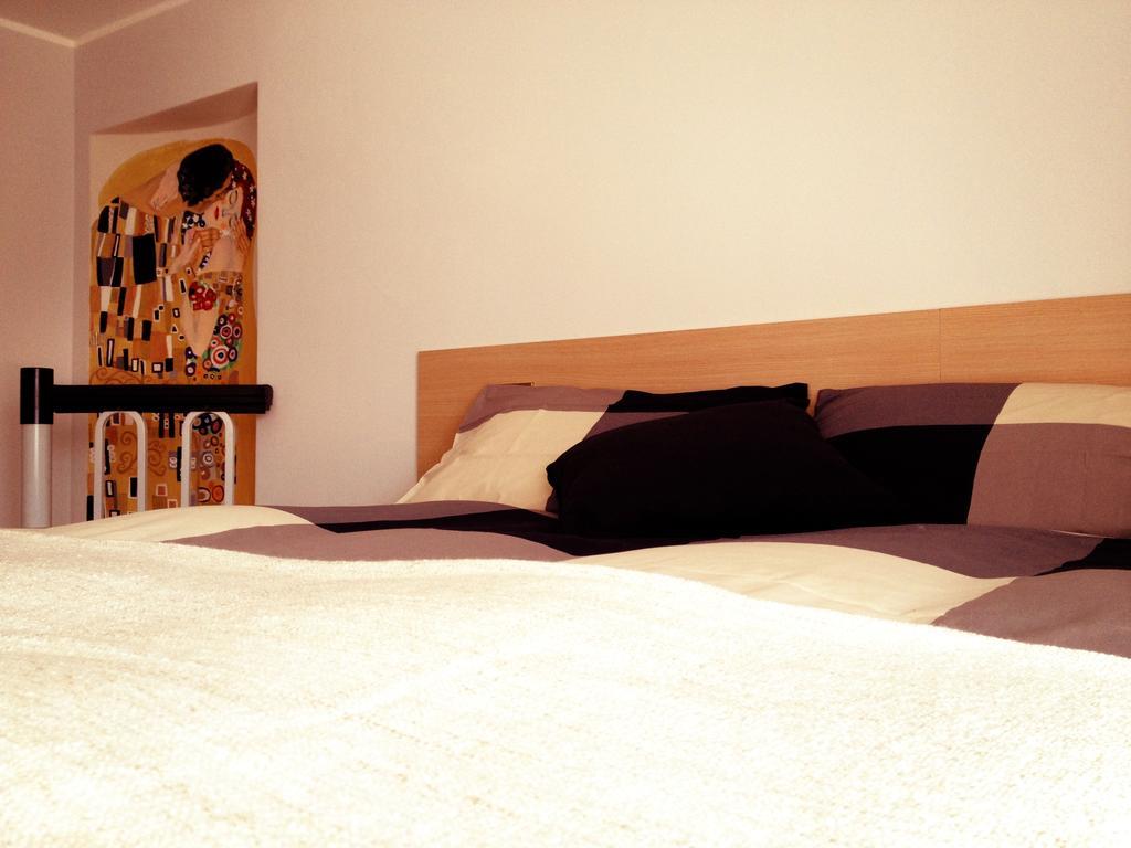 B&B Il Cortile Calolziocorte Chambre photo